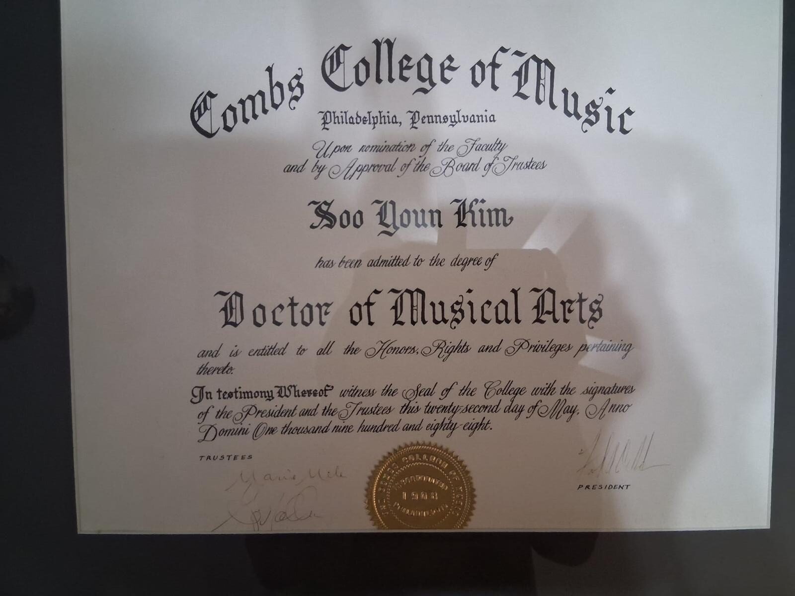 Certificate and honor